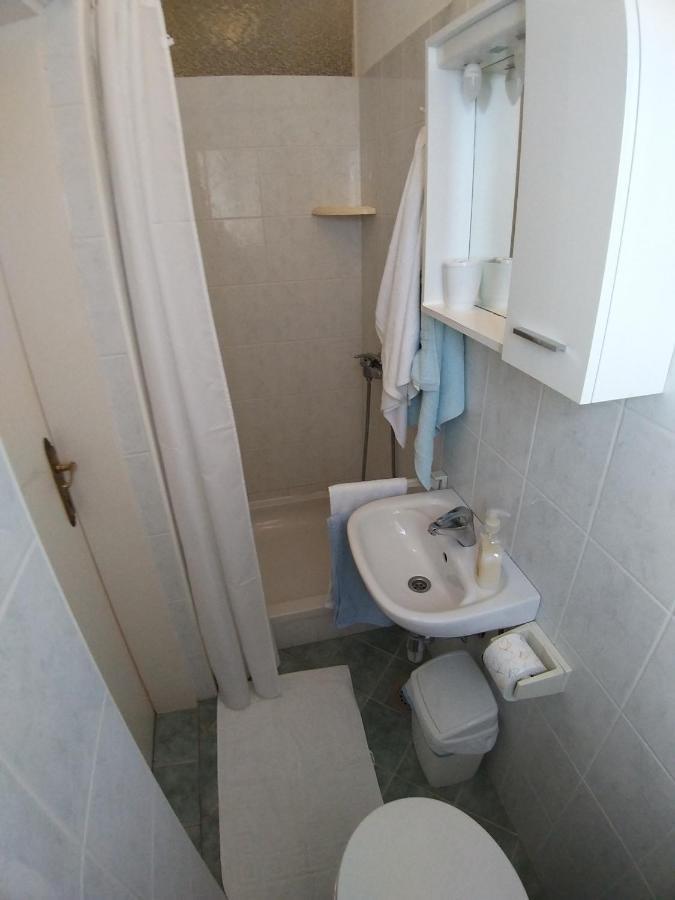 Balen Guest House Rab Town Exterior foto